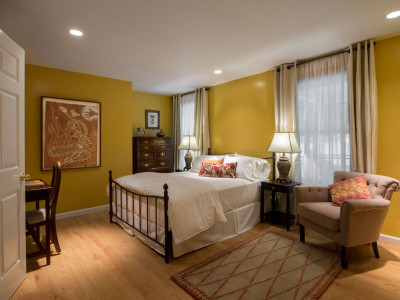 Smithfield - Queen Room